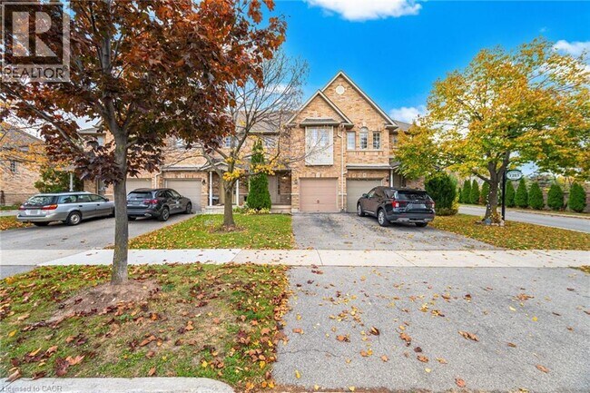 1283 Blanshard Dr in Burlington, ON - Building Photo - Building Photo