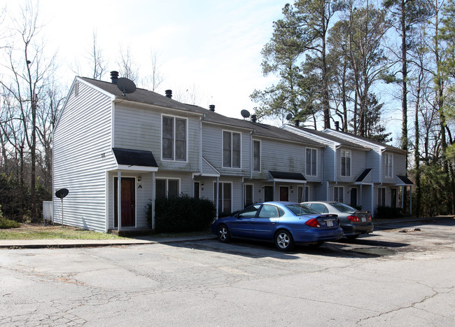 210-212 S Hollybrook Rd in Wendell, NC - Building Photo - Building Photo