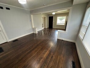 5626 Virginia Ave in Kansas City, MO - Building Photo - Building Photo