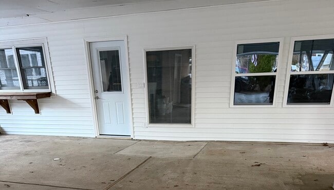 property at 66 Cedar Oaks Ave