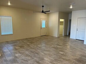 9601 Iola Ave in Lubbock, TX - Building Photo - Building Photo