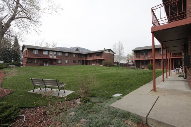Portland Place Apartments in Boulder, CO - Building Photo - Building Photo