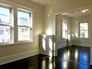 297 Fulton St, Unit 2 in Medford, MA - Foto de edificio - Building Photo