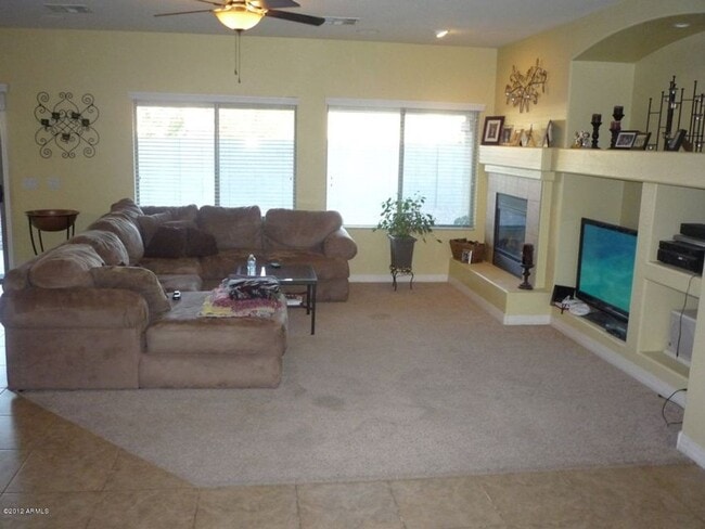 property at 11195 N 165th Ave