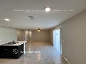 1013 SW Majorca Ave in Port St. Lucie, FL - Foto de edificio - Building Photo