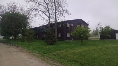 504 7th Ave SW in Cresco, IA - Building Photo - Building Photo