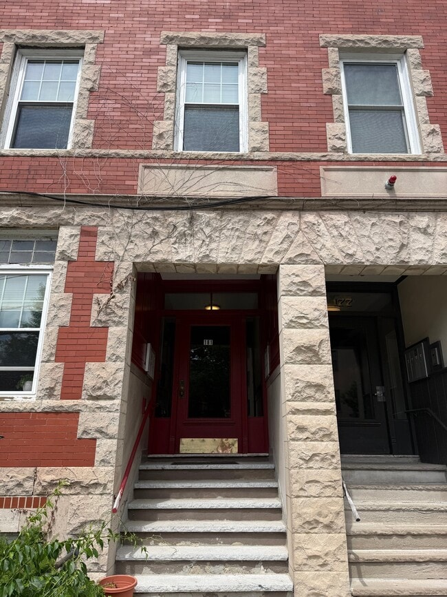 181 Winthrop Rd