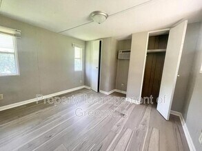 155 Oakvale Rd in Greenville, SC - Building Photo - Building Photo