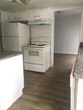 6200 W Tidwell Rd in Houston, TX - Building Photo - Building Photo