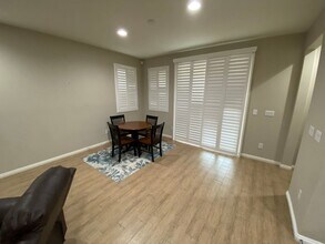 4405 Duck Harbor Ave in North Las Vegas, NV - Building Photo - Building Photo