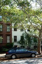 485 3rd St Apartments