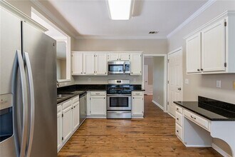 10175 Barston Ct in Alpharetta, GA - Building Photo - Building Photo