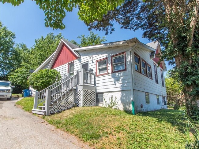 7410 Hoover Ave in Richmond Heights, MO - Building Photo - Building Photo