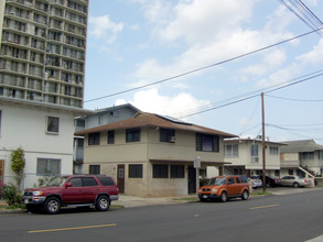 2132 Waiola St in Honolulu, HI - Building Photo - Building Photo