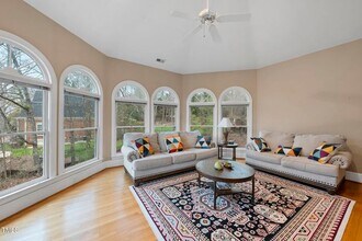 104 Sierra Dr in Chapel Hill, NC - Building Photo - Building Photo
