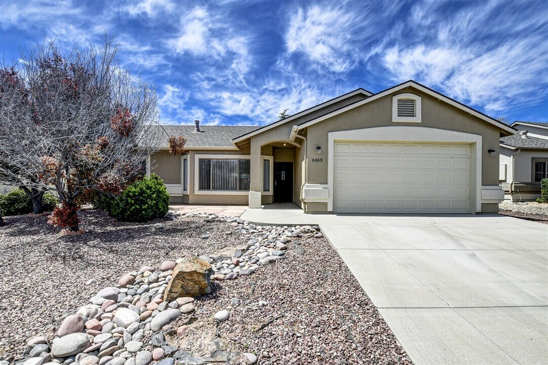 6815 E Kilkenny Pl in Prescott Valley, AZ - Building Photo