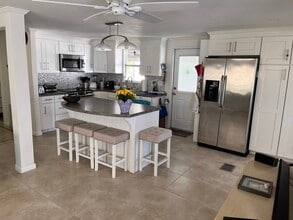 618 N Silver Cir in Key Largo, FL - Building Photo - Building Photo