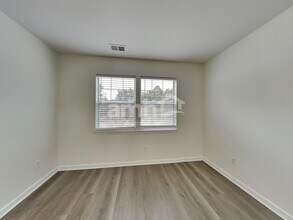 25 Crossvine Way in Simpsonville, SC - Foto de edificio - Building Photo