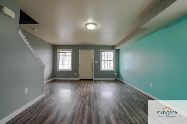 123 Center St in Dundalk, MD - Building Photo - Building Photo