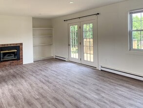 340 Spear St in South Burlington, VT - Building Photo - Building Photo