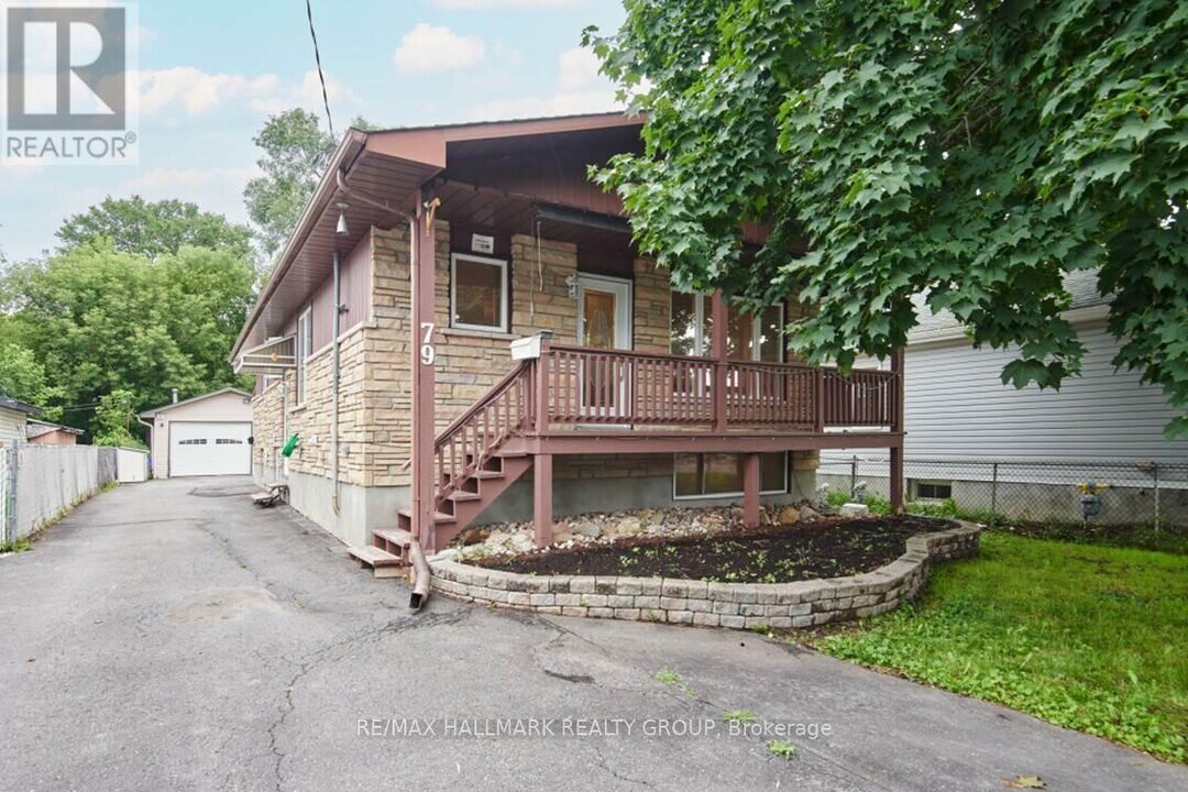79 Jolliet Ave in Ottawa, ON - Building Photo