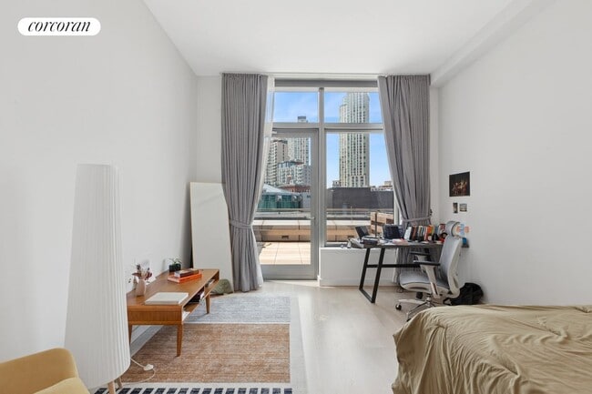 property at 3 Ct Square W