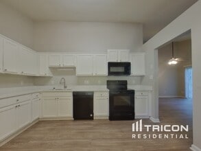 6617 Flat Rock Dr in Charlotte, NC - Building Photo - Building Photo
