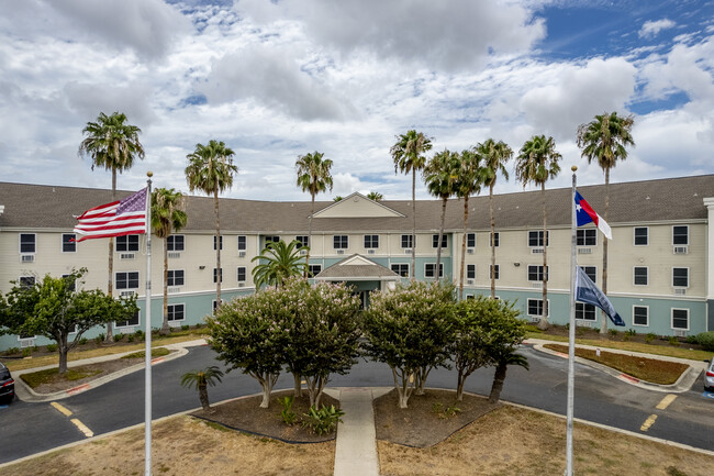 Cimarron Senior Estates Apartments in Corpus Christi, TX - Foto de edificio - Building Photo