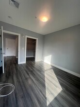 55 W 5th St, Unit 405 in Boston, MA - Building Photo - Building Photo