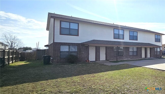 1307 Monroe Loop in Killeen, TX - Foto de edificio - Building Photo