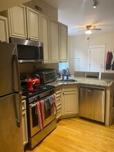 245 S 10th St in Philadelphia, PA - Building Photo - Building Photo