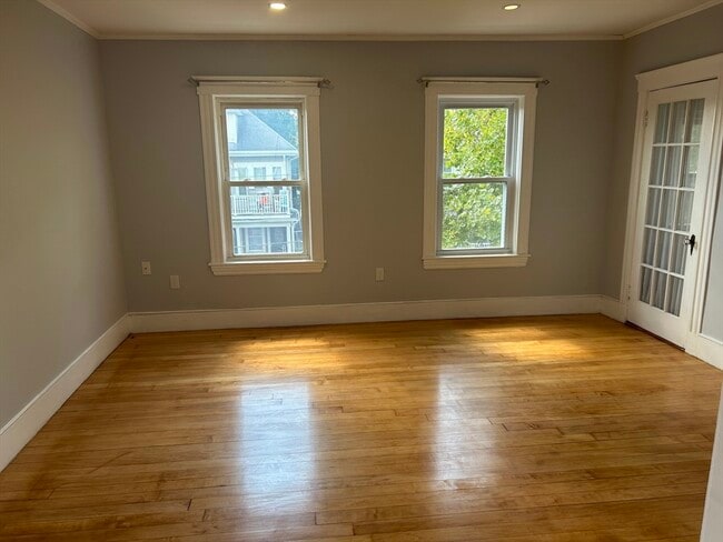 15 Irma Ave in Watertown, MA - Building Photo - Building Photo