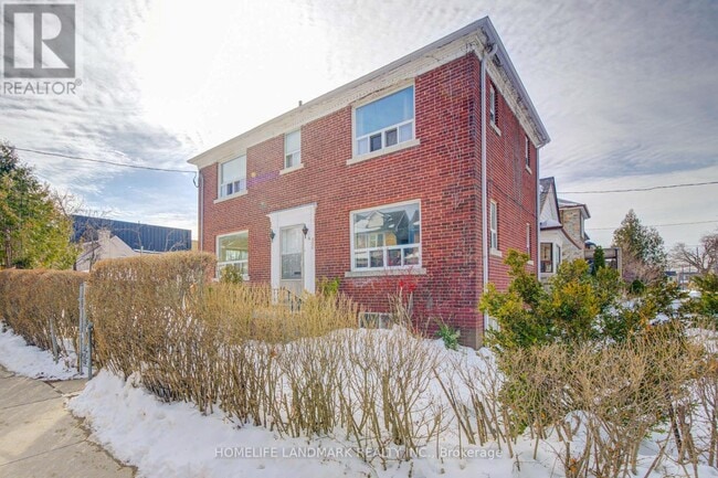 property at 880 Shaw St