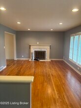 3146 Sunny Ln in Louisville, KY - Building Photo - Building Photo