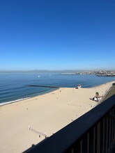 727 Esplanade, Unit Penthouse in Redondo Beach, CA - Building Photo - Building Photo