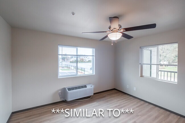 4 Corners Apartments in Salem, OR - Foto de edificio - Building Photo