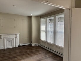 633 Main St, Unit 3 in Paterson, NJ - Building Photo