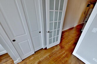 60 Avenue B, Unit 1C in New York, NY - Building Photo - Building Photo