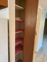 235 E Palatine Rd, Unit 1 in Palatine, IL - Foto de edificio - Building Photo