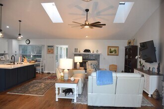 2031 SW 75th Terrace in Gainesville, FL - Building Photo - Building Photo