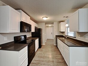 4815 Harri Ann Dr in Charlotte, NC - Building Photo - Building Photo