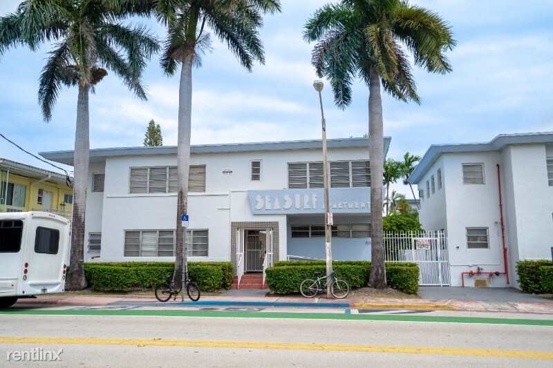 8315 Byron Ave in Miami Beach, FL - Building Photo
