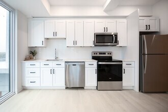 The Carlisle in St Catharines, ON - Building Photo - Interior Photo