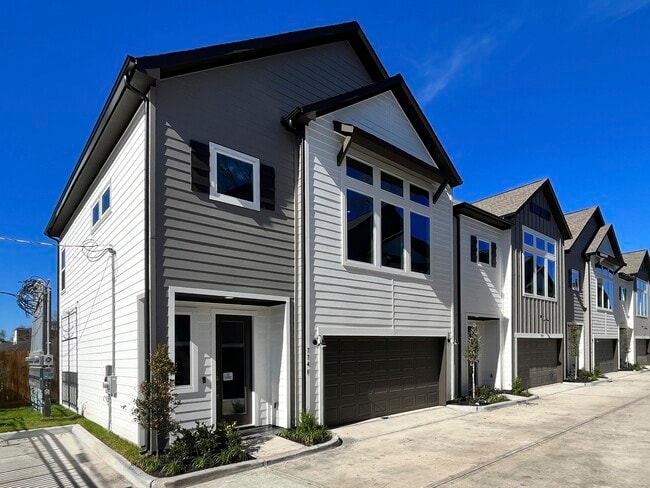 property at 8316 Curry Rd