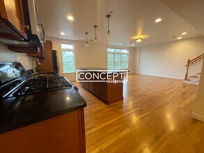 53 Circuit St, Unit 59 in Boston, MA - Building Photo - Building Photo