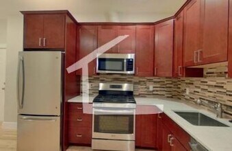 45 Pratt St in Boston, MA - Foto de edificio - Building Photo