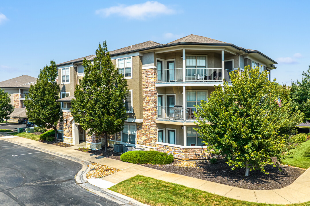 Corbin Crossing in Overland Park, KS - Foto de edificio