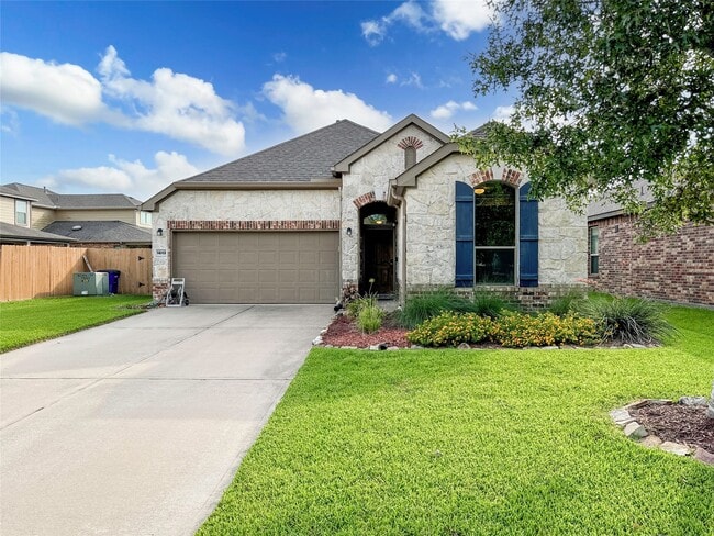 property at 1613 Cintola Ln
