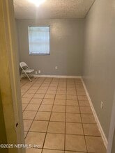 5754 MONCRIEF N Rd in Jacksonville, FL - Building Photo - Building Photo