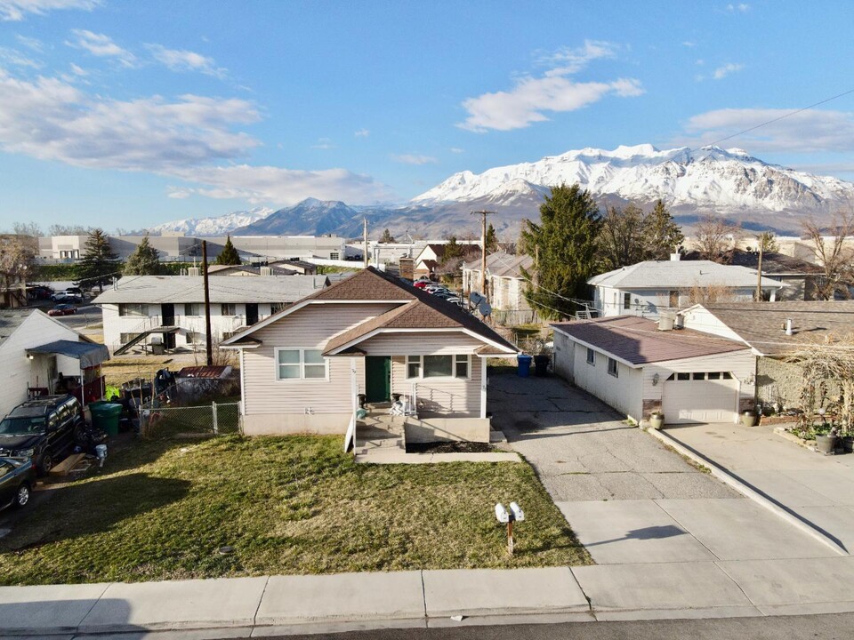 77 E 1500 S in Orem, UT - Building Photo